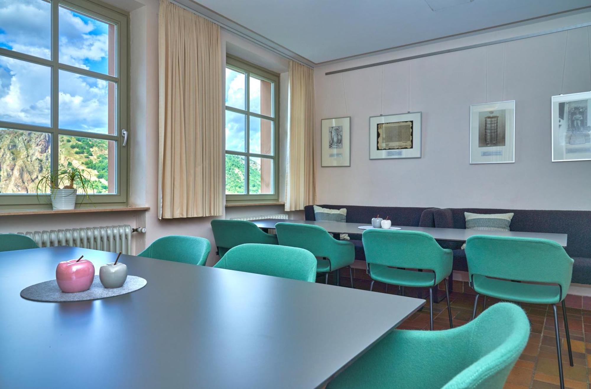 Ev.Familienferien-Und Bildungsstaette Ebernburg Hotel Bad Münster am Stein-Ebernburg Екстериор снимка